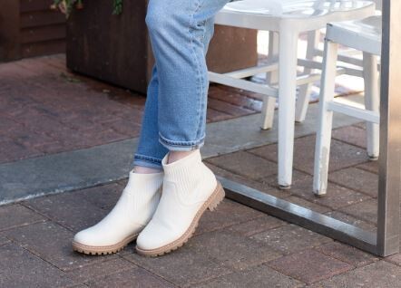 Corkys Cabin Fever Booties