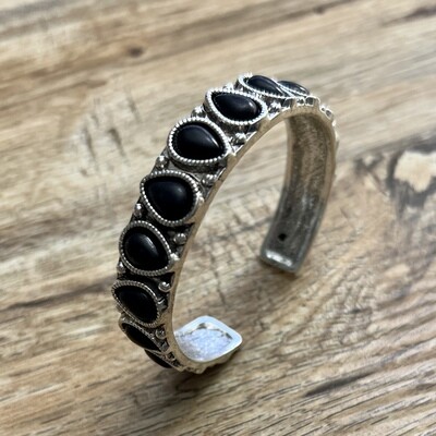 Black Teardrop Stone Cuff Bracelet