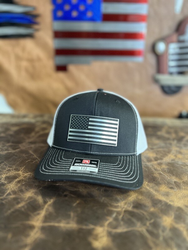Black/White Silver Flag Patch Richardson 112 Hat