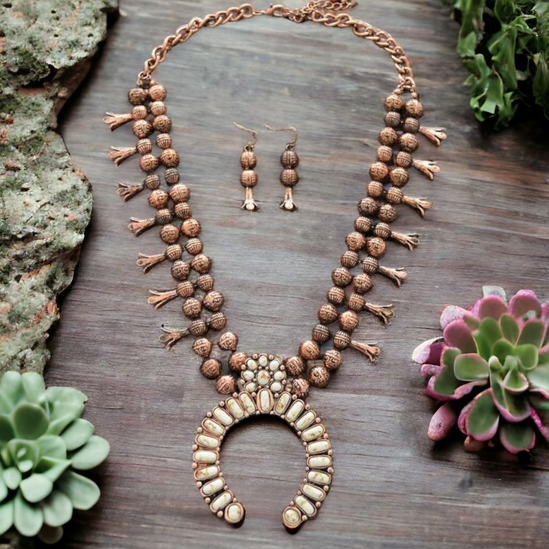 Fashion White Copper Squash Blossom Necklace Set