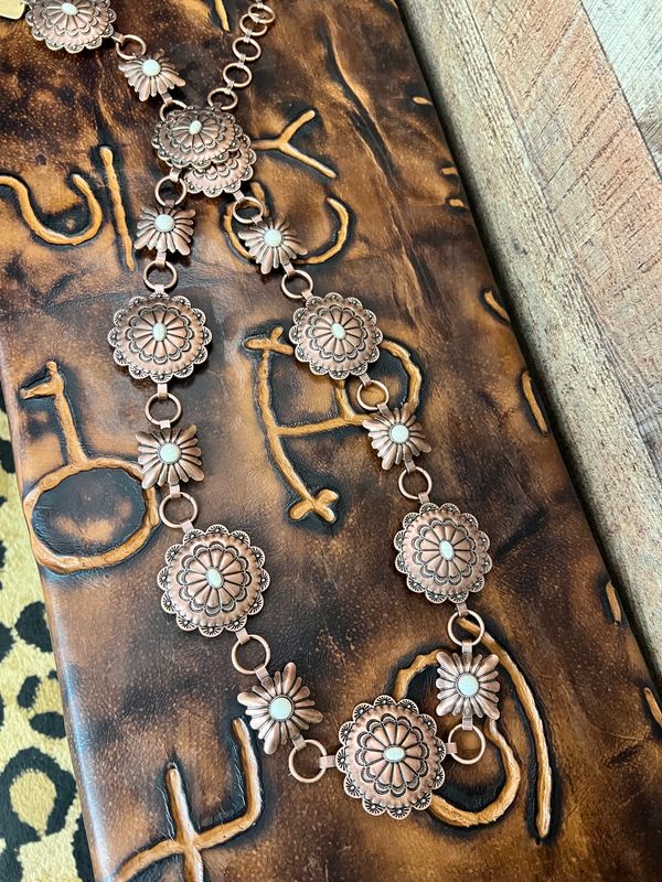 Western Copper White Square/Round Concho Belt 