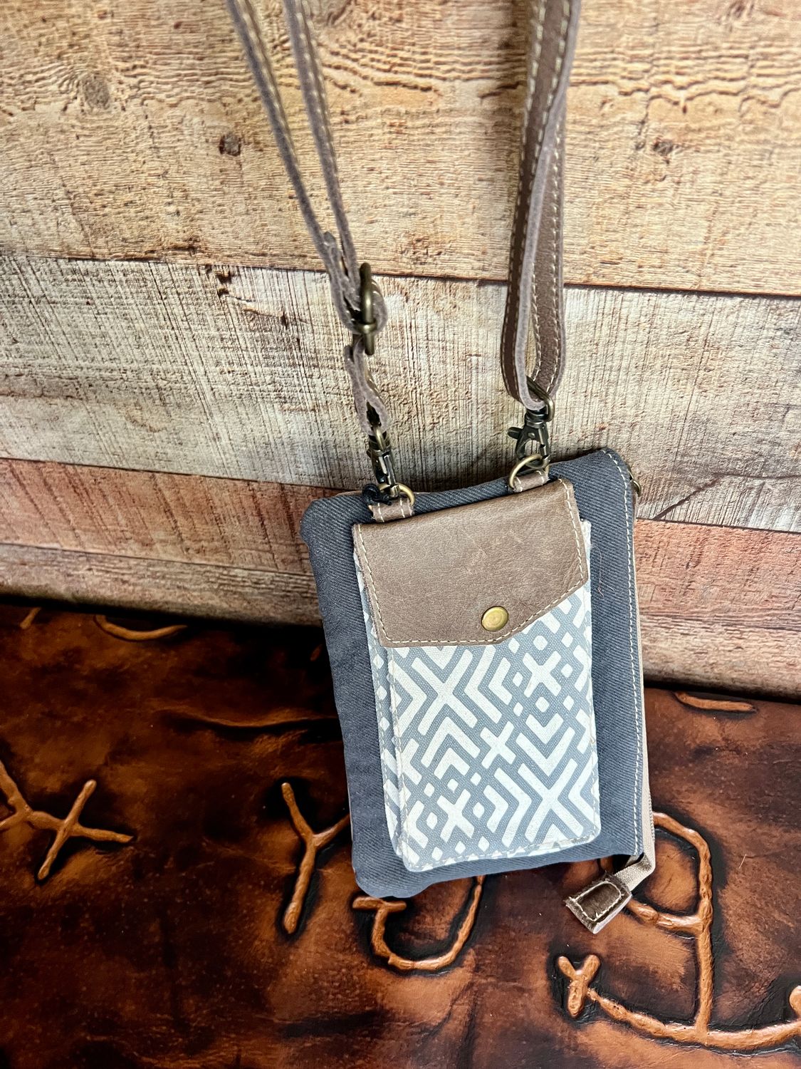 X Design Pouch Crossbody