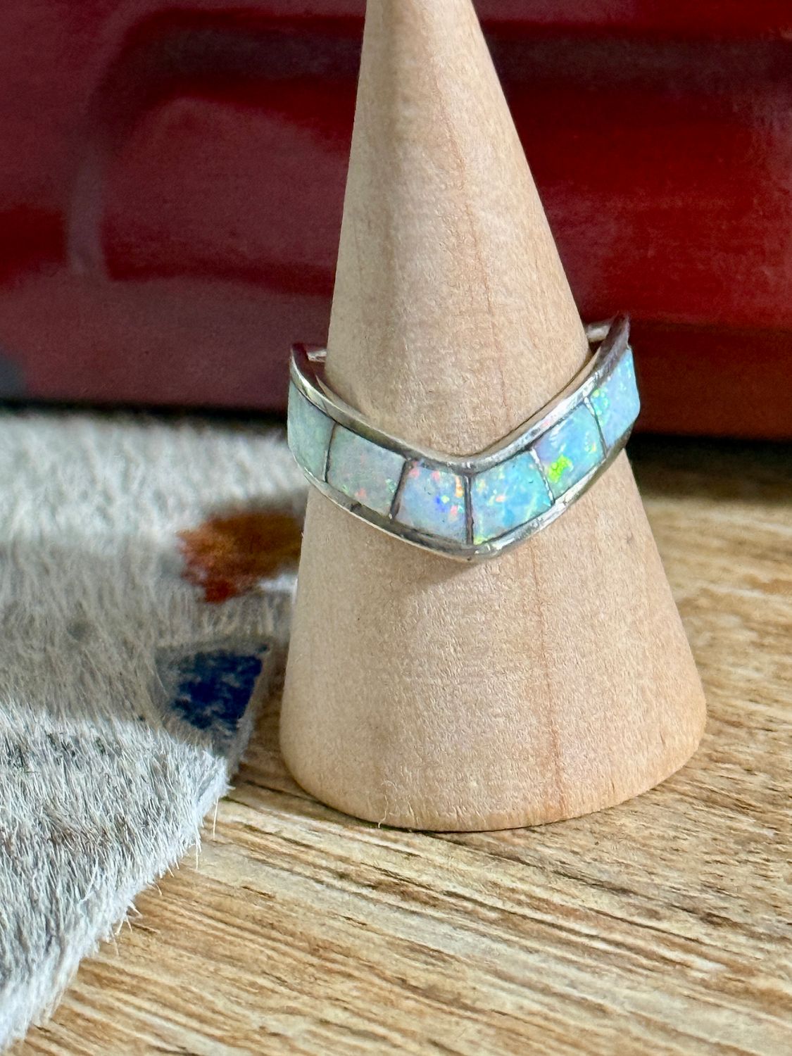 Authentic Sterling Silver &amp; Opal V Shape Inlay Ring Size 6