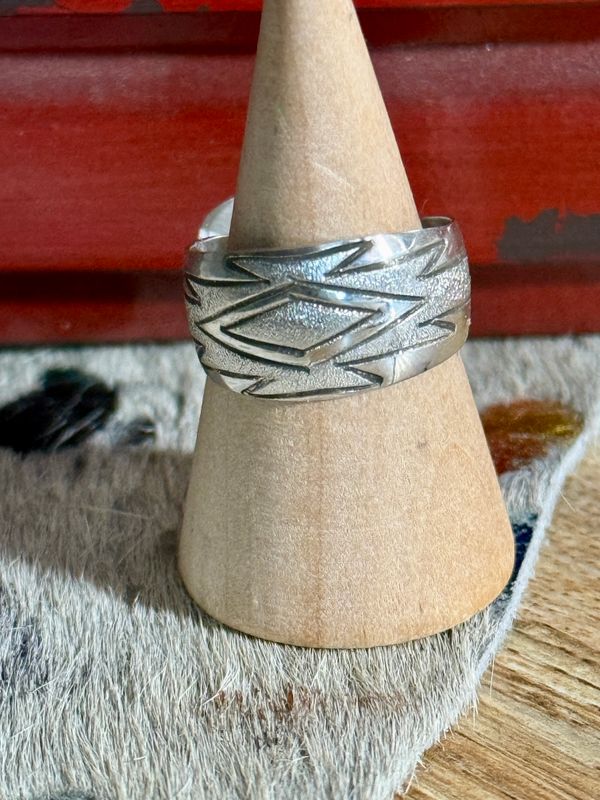 Authentic Aztec Sterling Silver Band Size 6