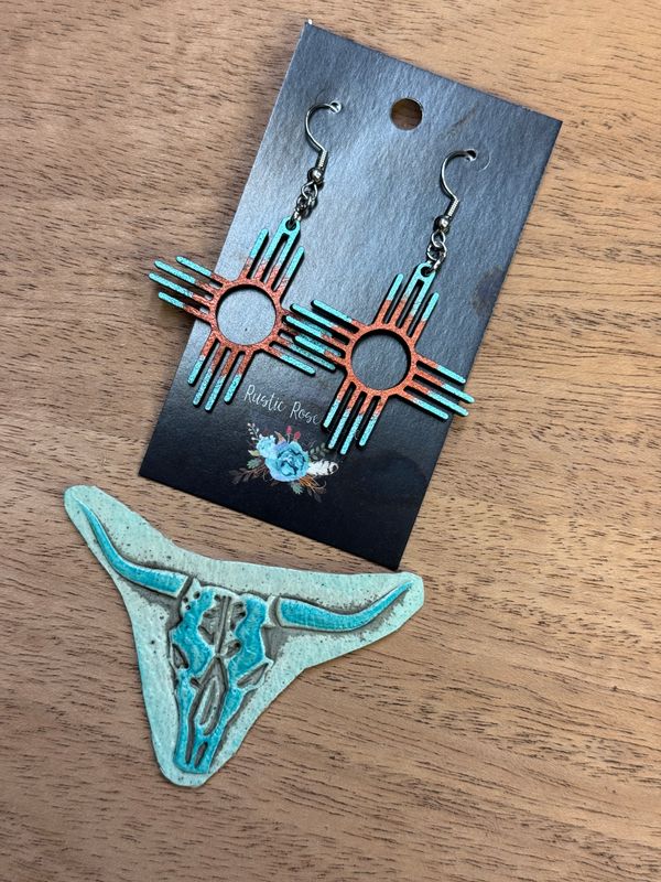 1.5&quot; Teal Zias Copper Center Earrings