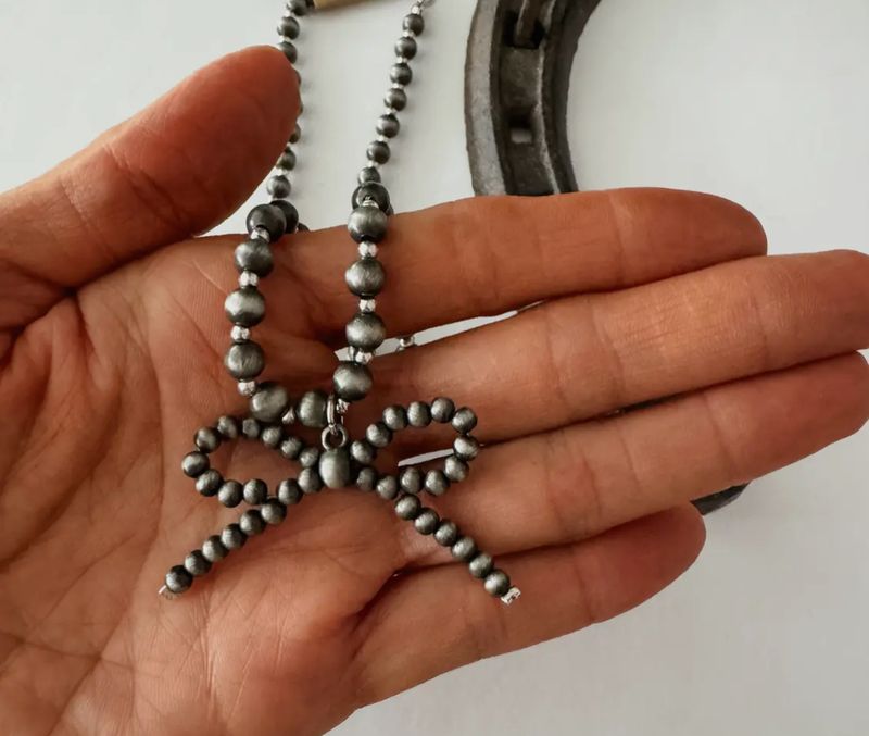 Navajo Style Pearl Bow Coquette Necklace