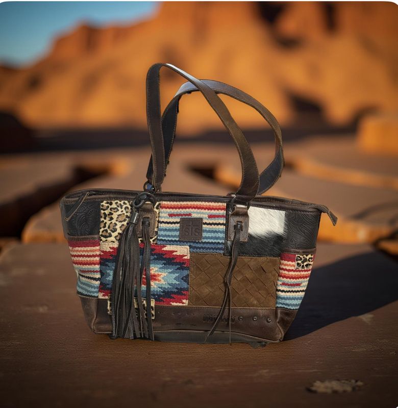 Chaynee Mountain Tote