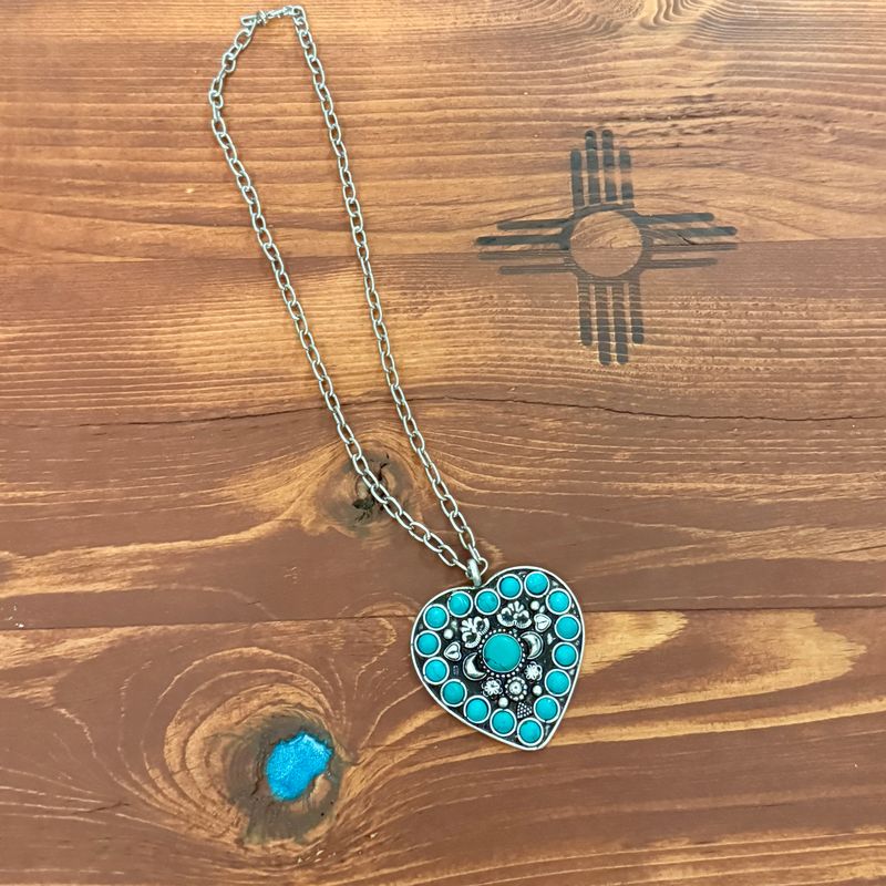 Turquoise Stones Heart Pendant Necklace