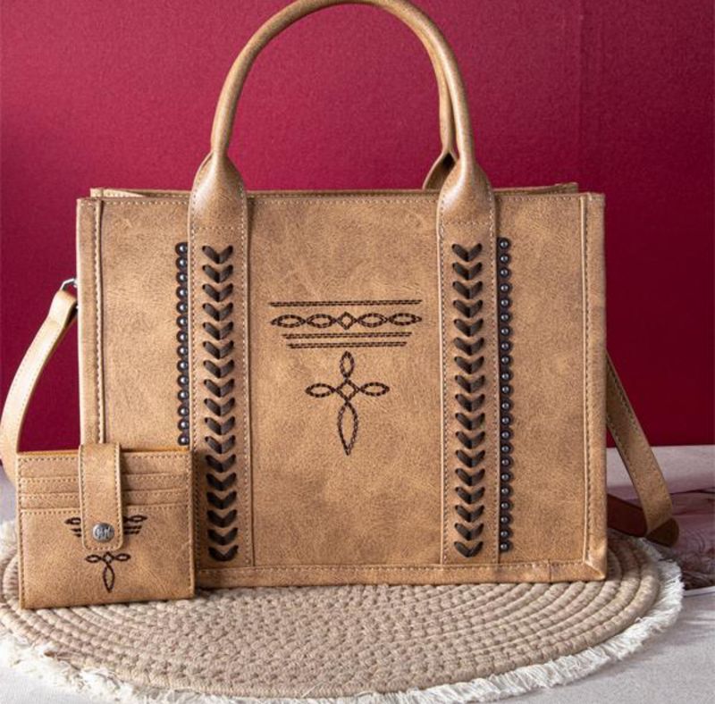 Boot Stitch Tote Wallet Set