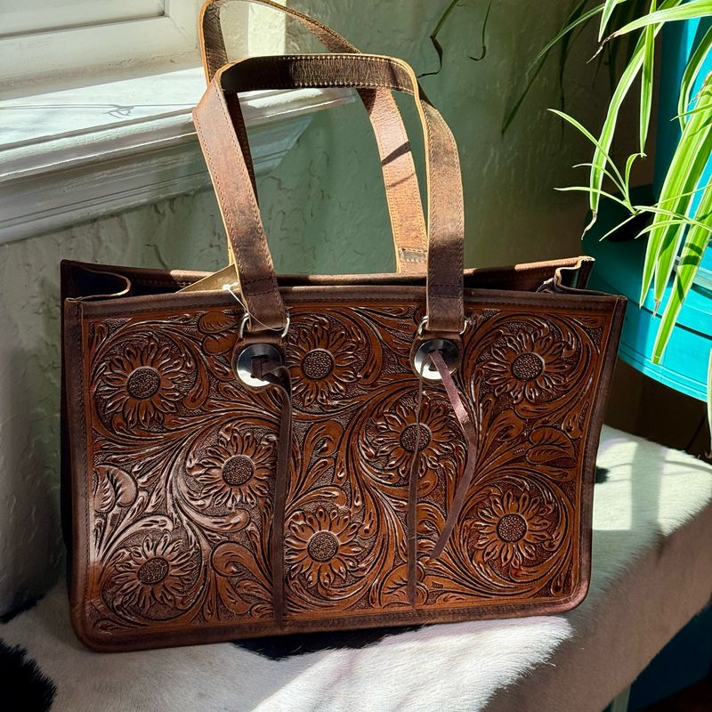  Tooled Leather Purse   
