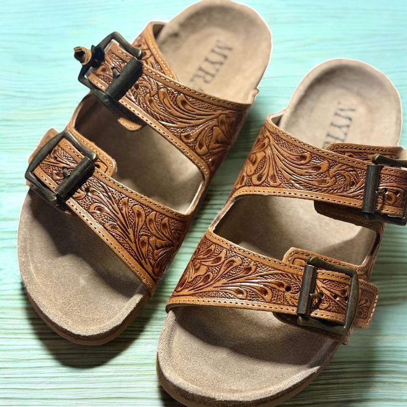 Falling Feather Brown Sandals (7-9)