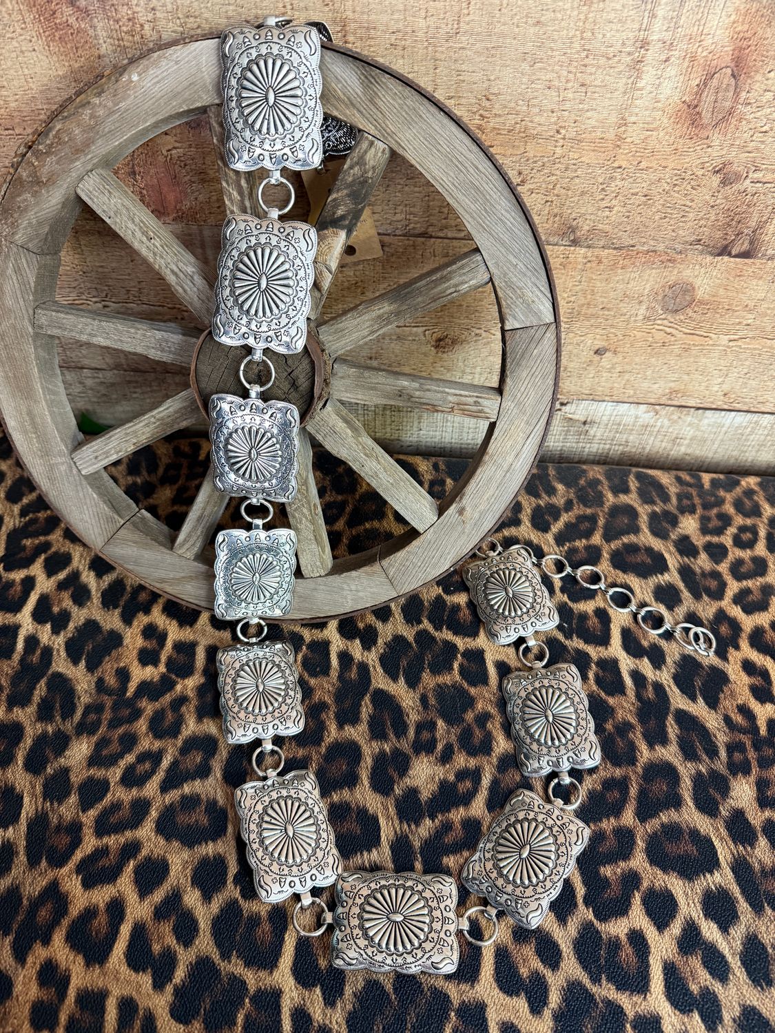 Western Rectangle Concho Chain Belt - L