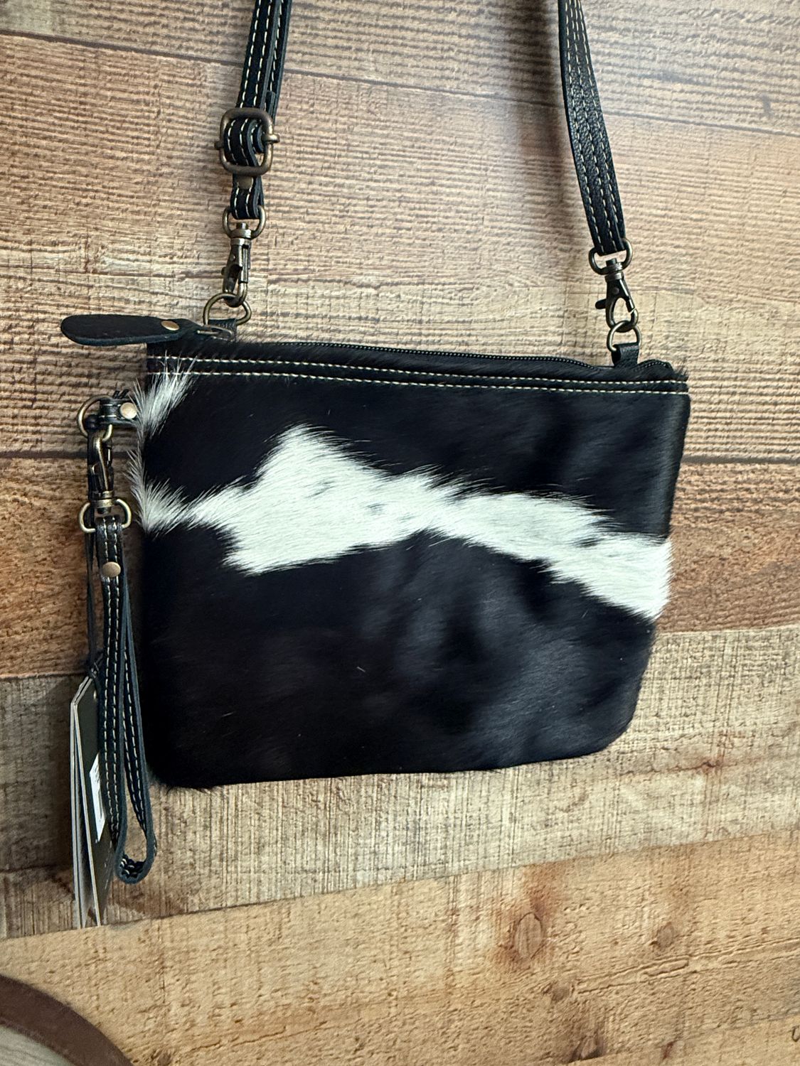 White &amp; Black Cowhide Bag