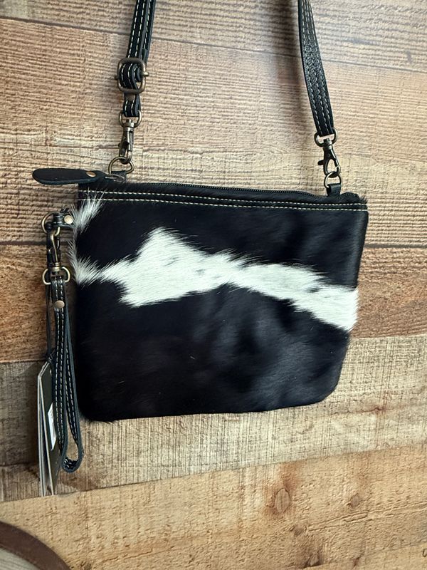White &amp; Black Cowhide Bag