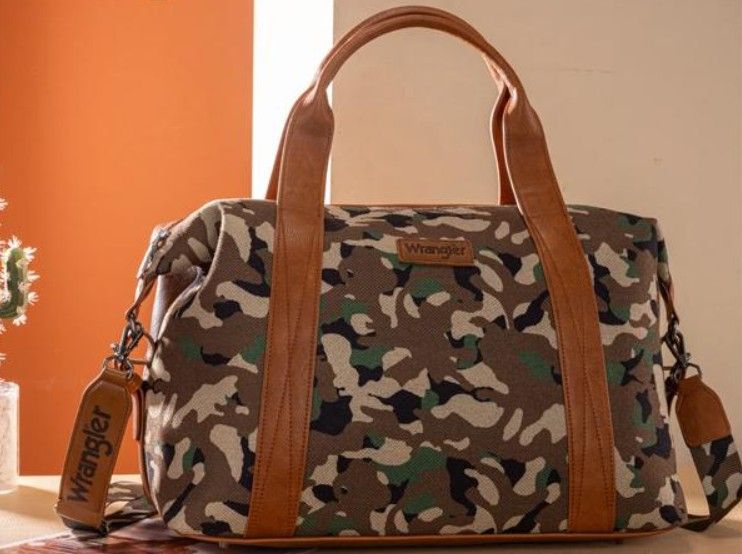 Wrangler Green Camo Duffle