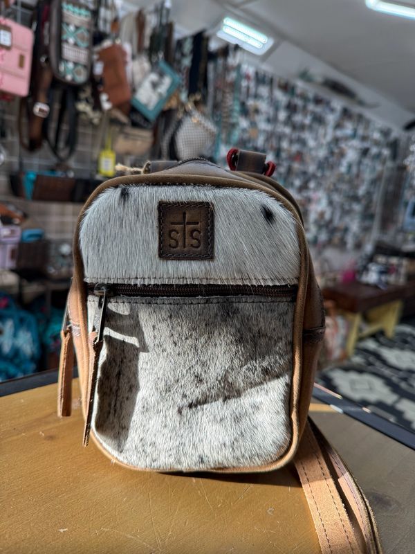 Cowhide Crossbody Phone Bag-Desert Scene