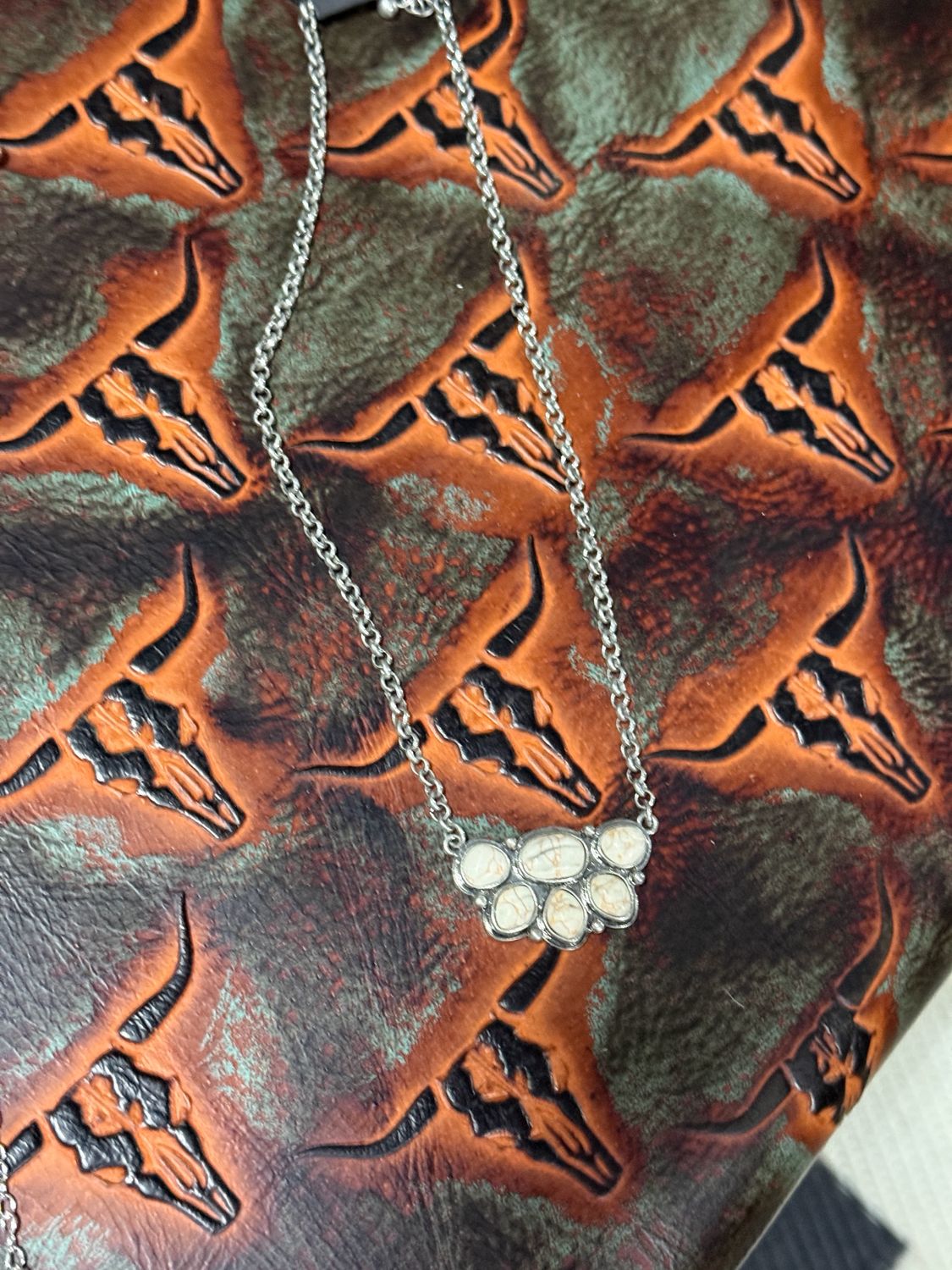 White Concho Fashion Necklace 