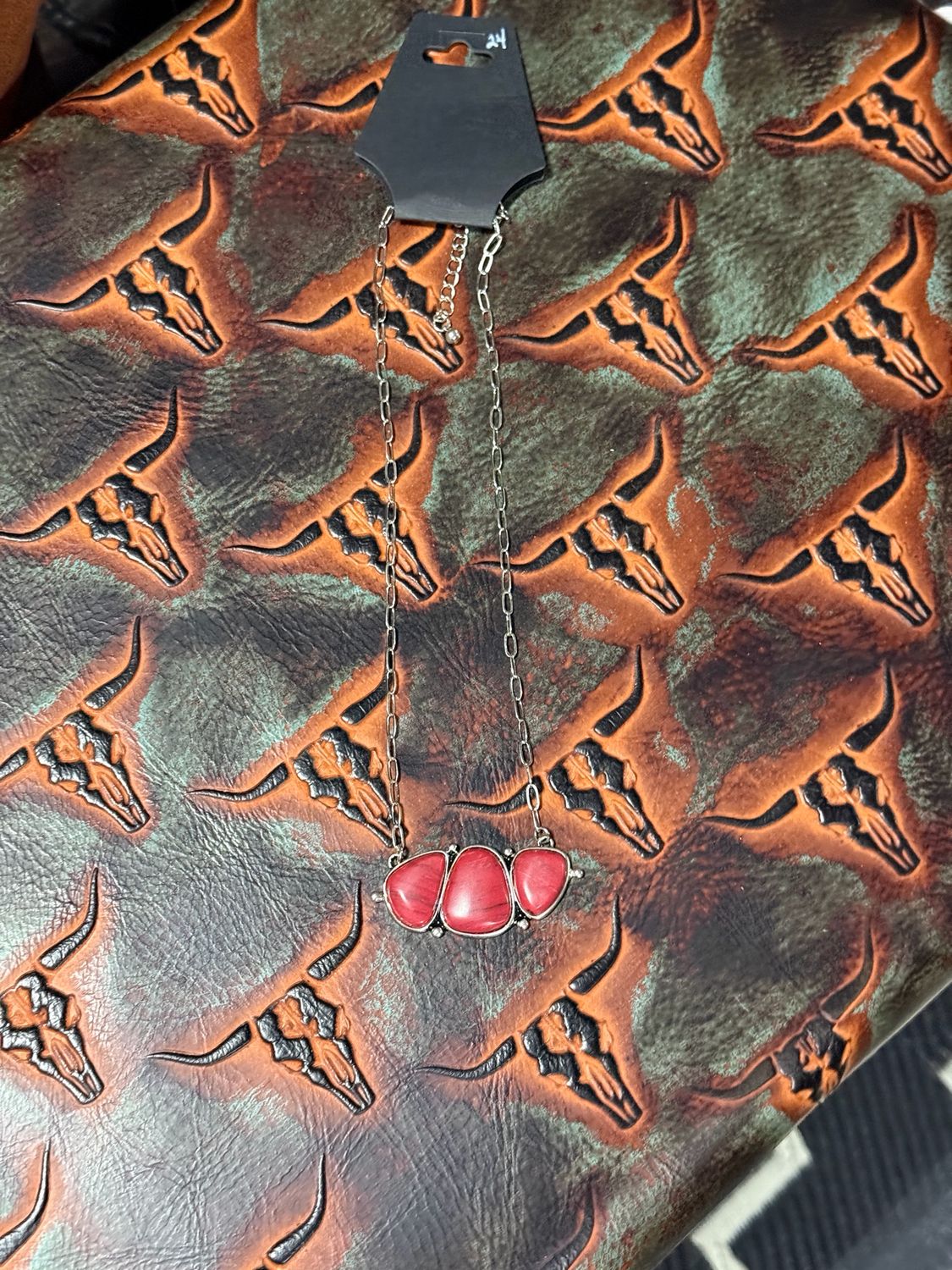 Coral Triple Stone Fashion Necklace