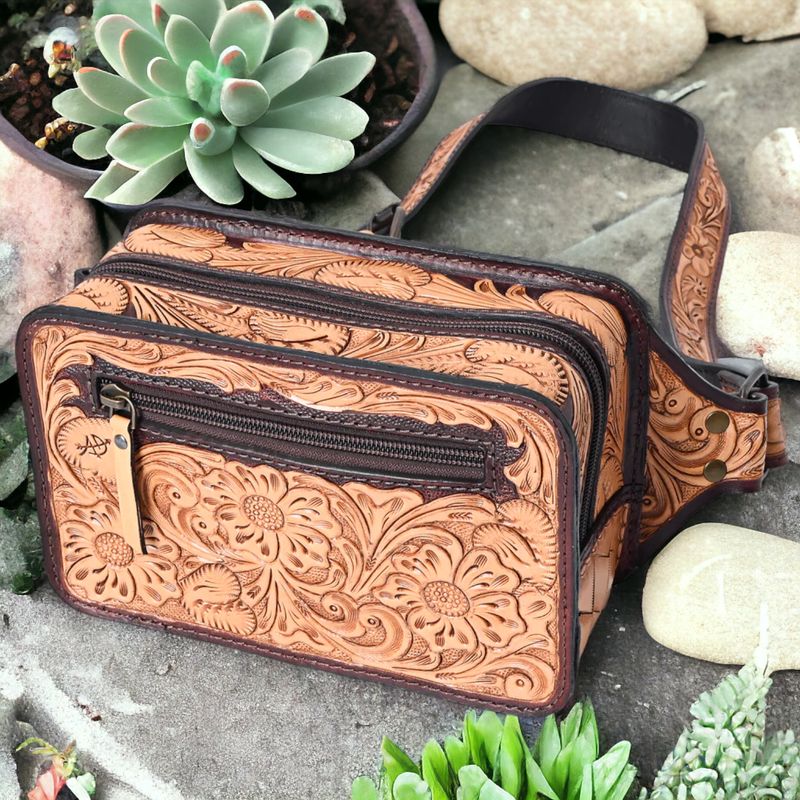 Box Style Tooled Leather Belt Bag Box Style Tooled Leather Belt Bag