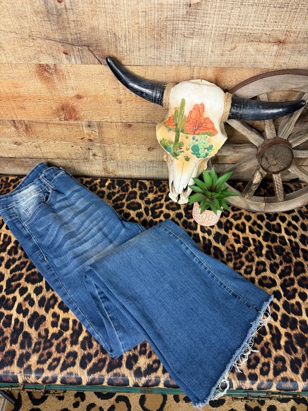 Raw Hem Flare Jean 7/28