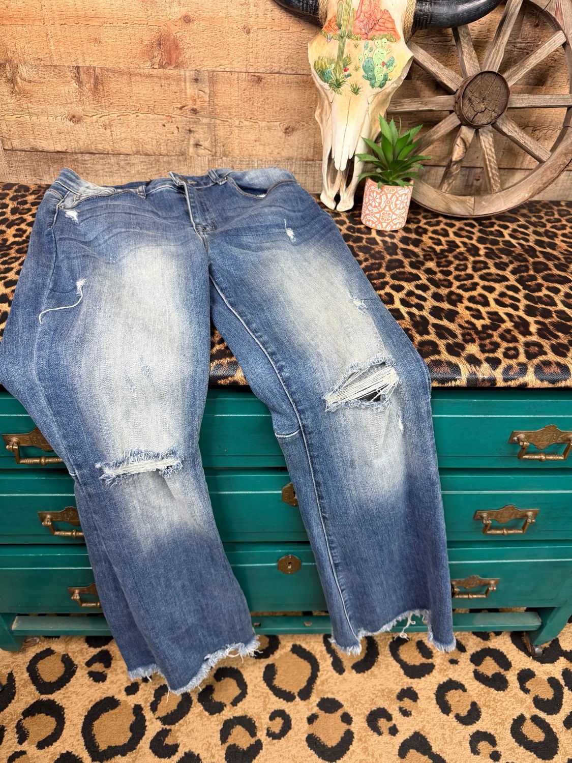 Risen Flare Ripped Jeans 30/11