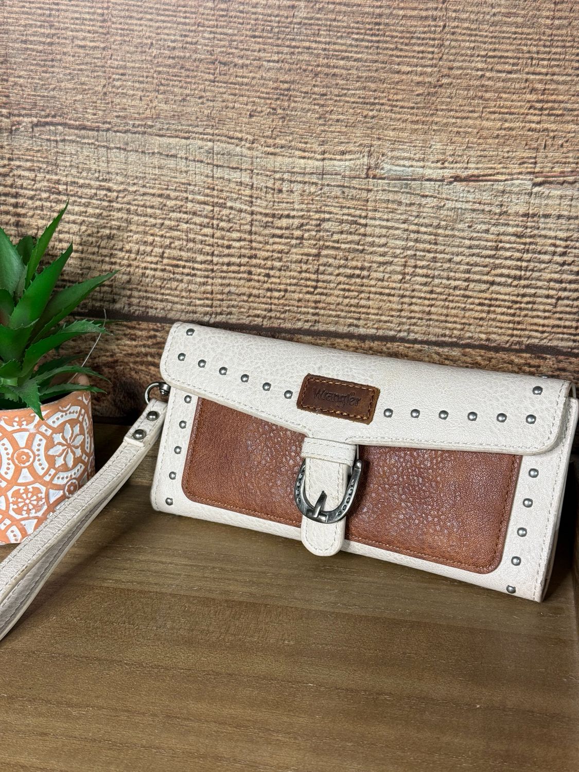 Wrangler RFID Wristlet Wallet 