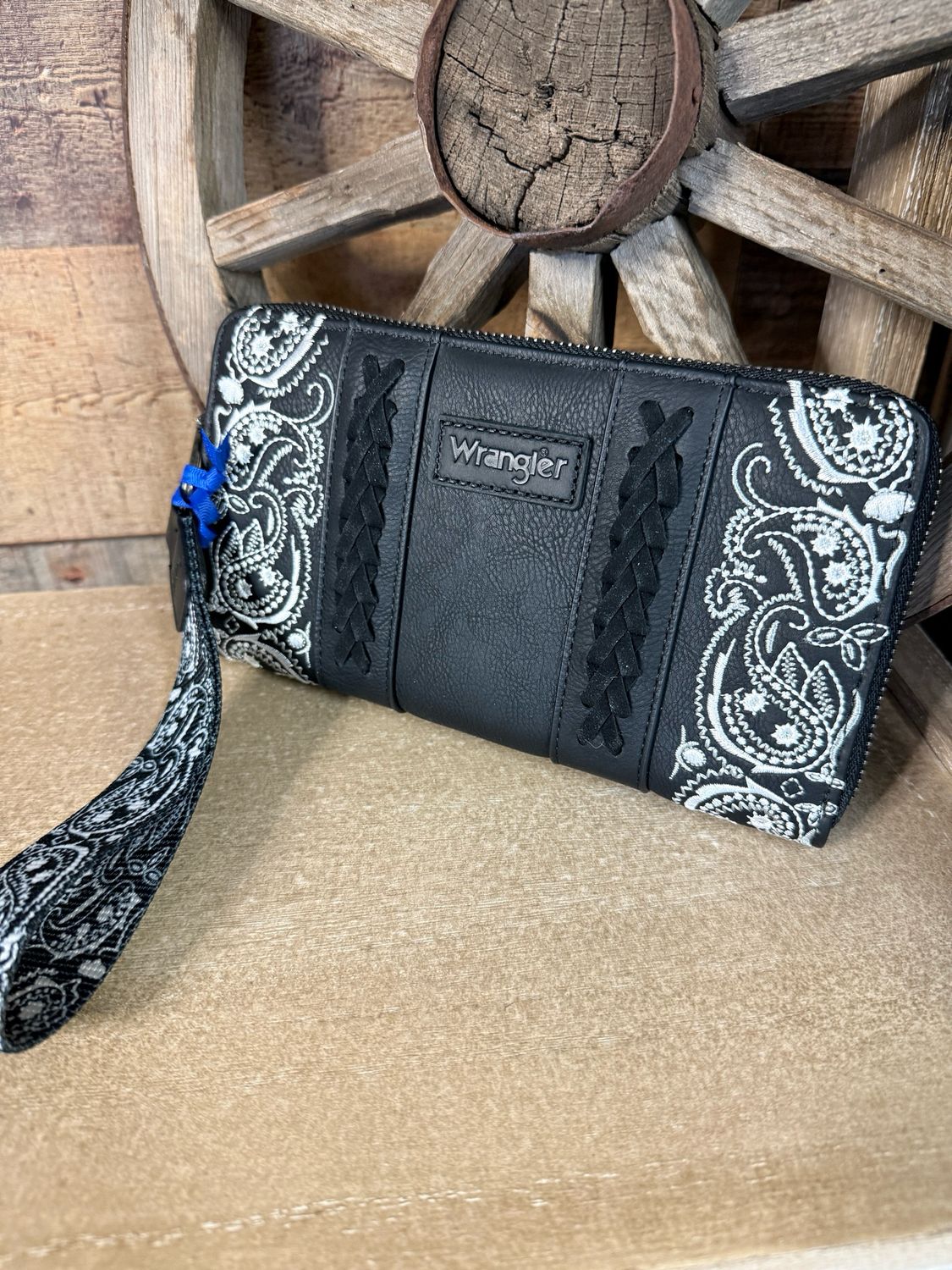 Wrangler Paisley Print Wallet -Black