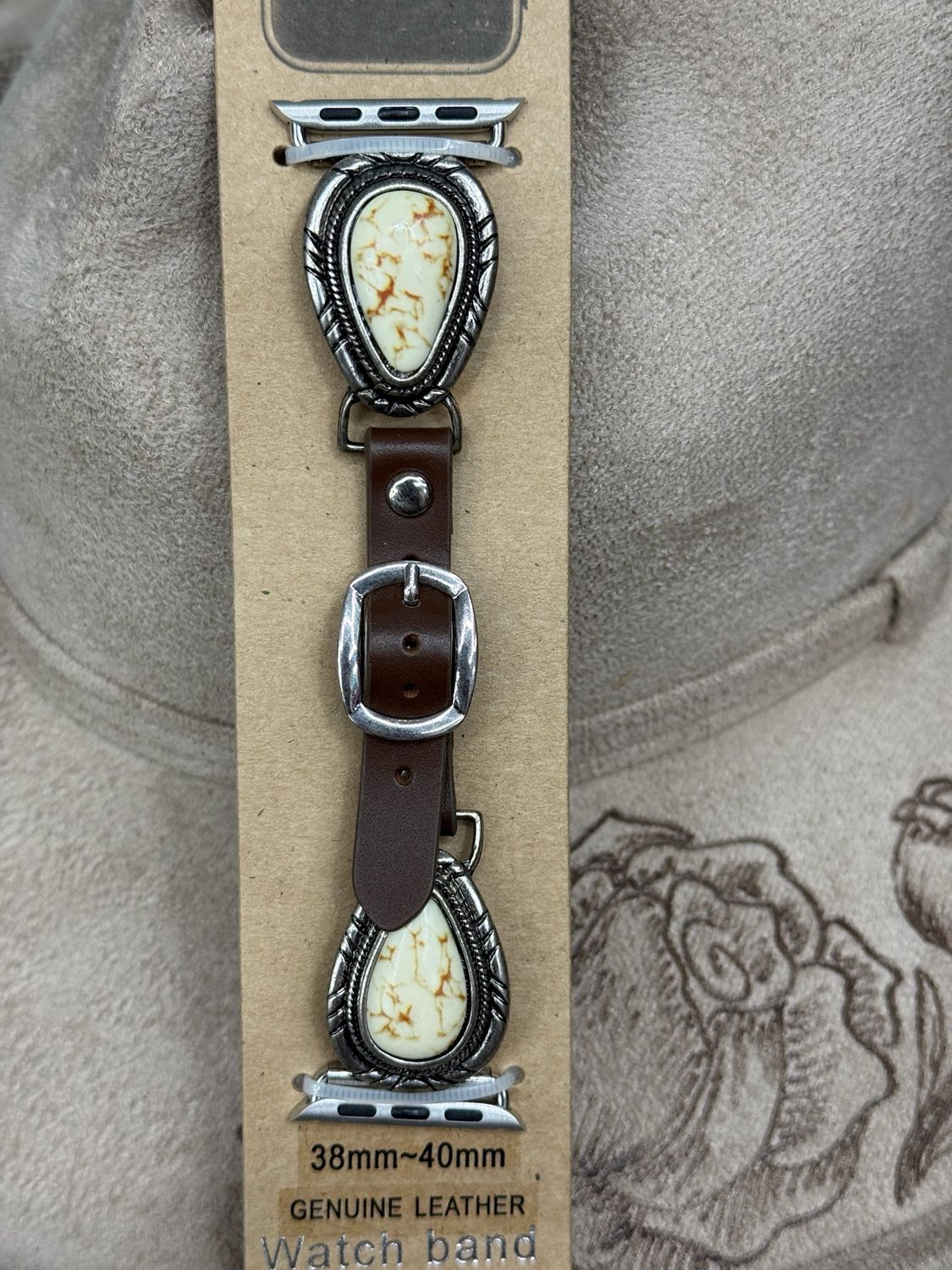 38/41 White Stone Leather Apple Watch Band
