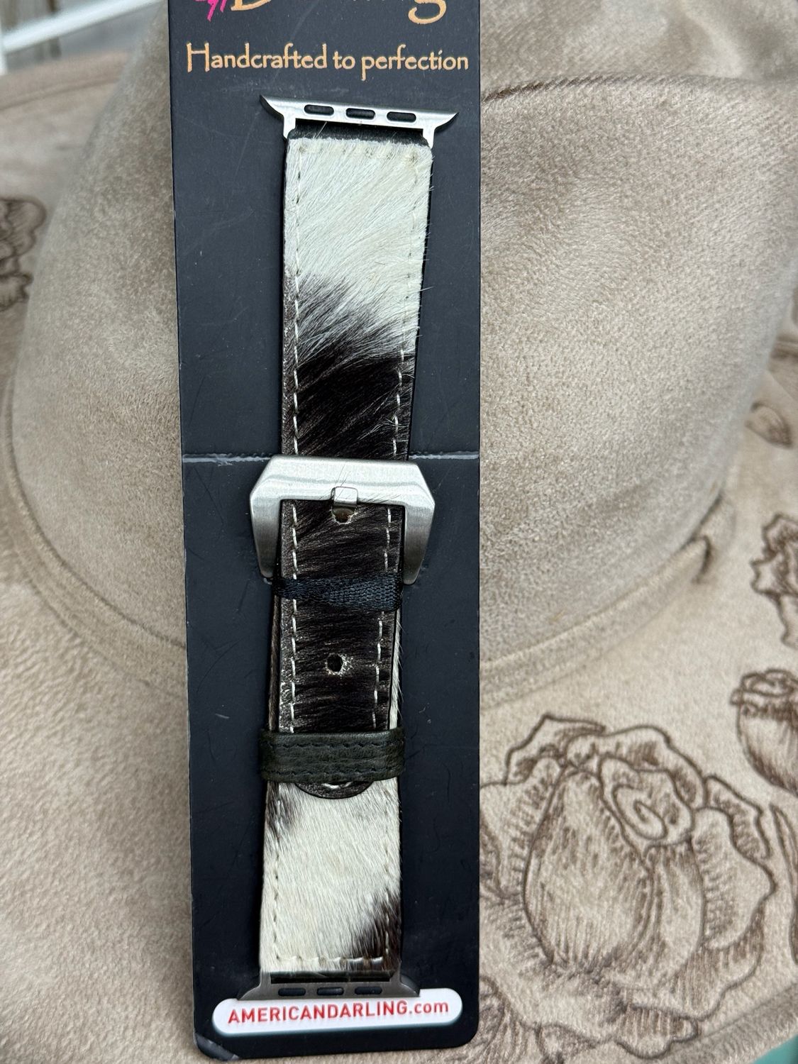 42/45 Black White Cowhide Apple Watch Band 