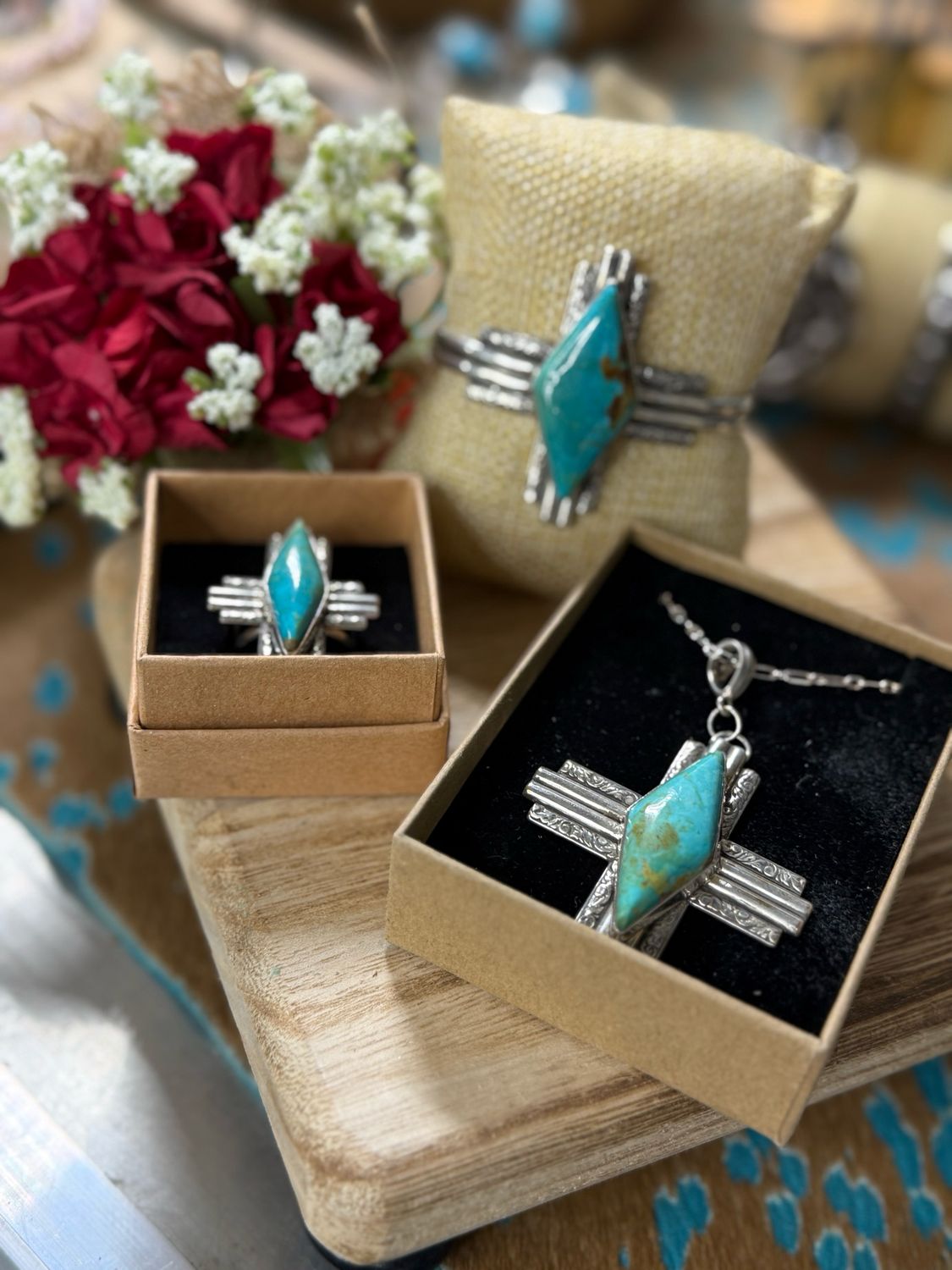 Turquoise Zia Sterling silver Diamond Cut Necklace 