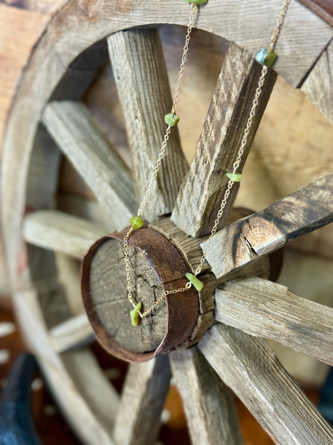 Green Fashion Turquoise Stone Gold Chain Necklace