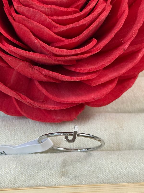 “J” Initial Letter Ring size 5