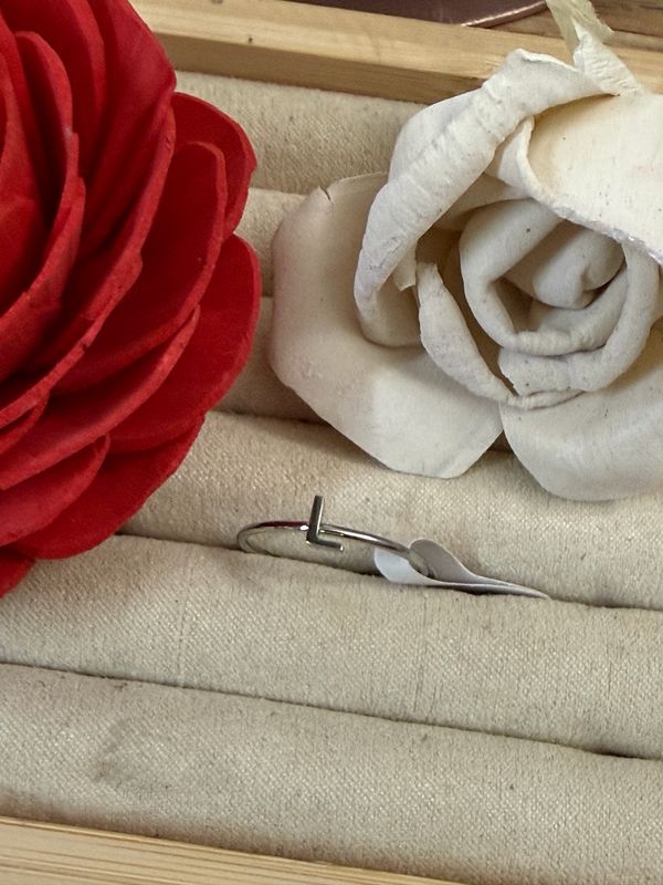 “L” Initial Letter Ring size 8