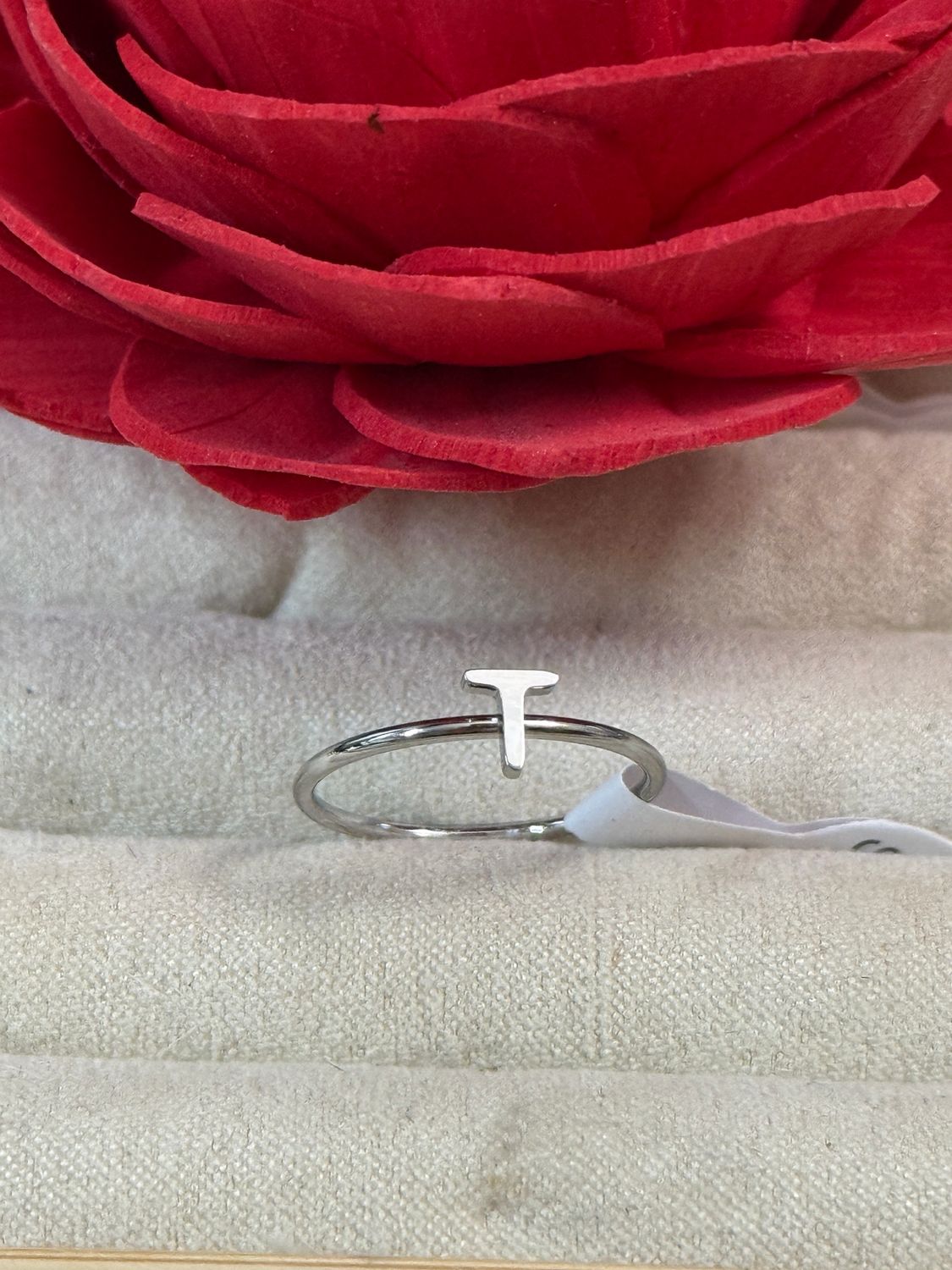 “T” Initial Letter Ring size 8