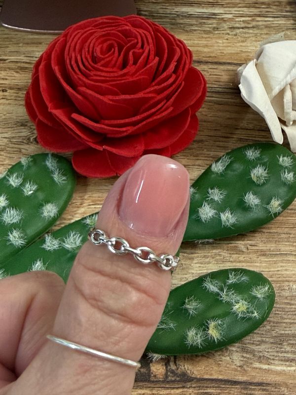 Stackable Chain Band Ring