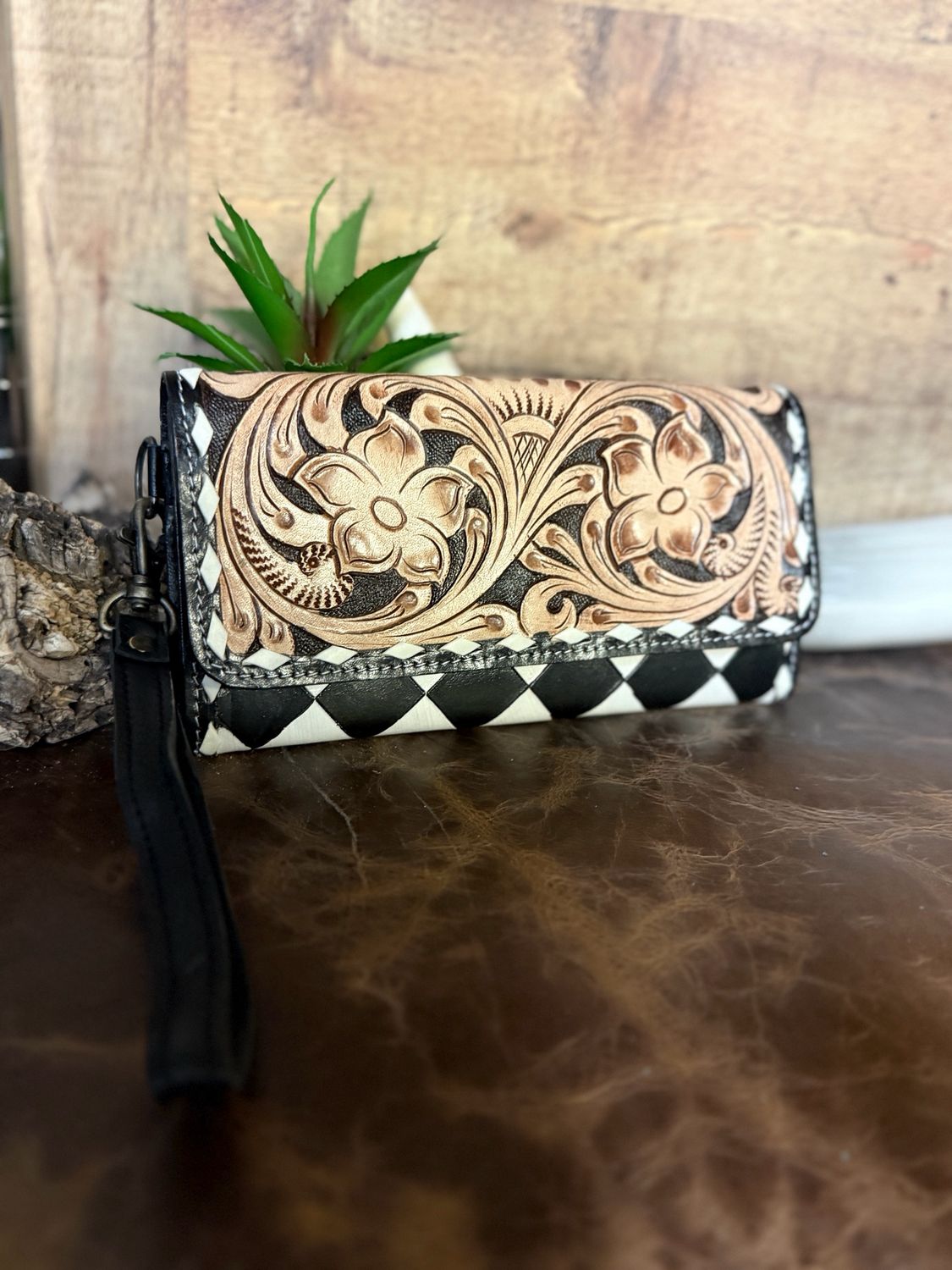 The Black &amp; White Checkmate Wallet