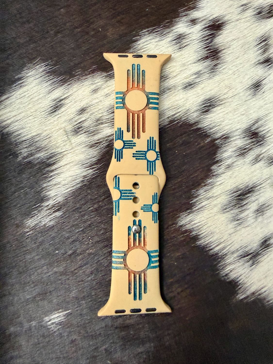 Patina Zia Engraved Tan Silicone iwatchband 42-45