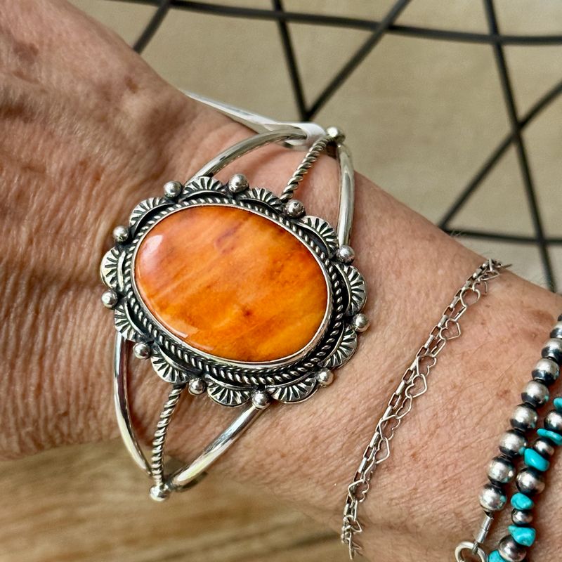 Spiny Oyster Cuff Braclet