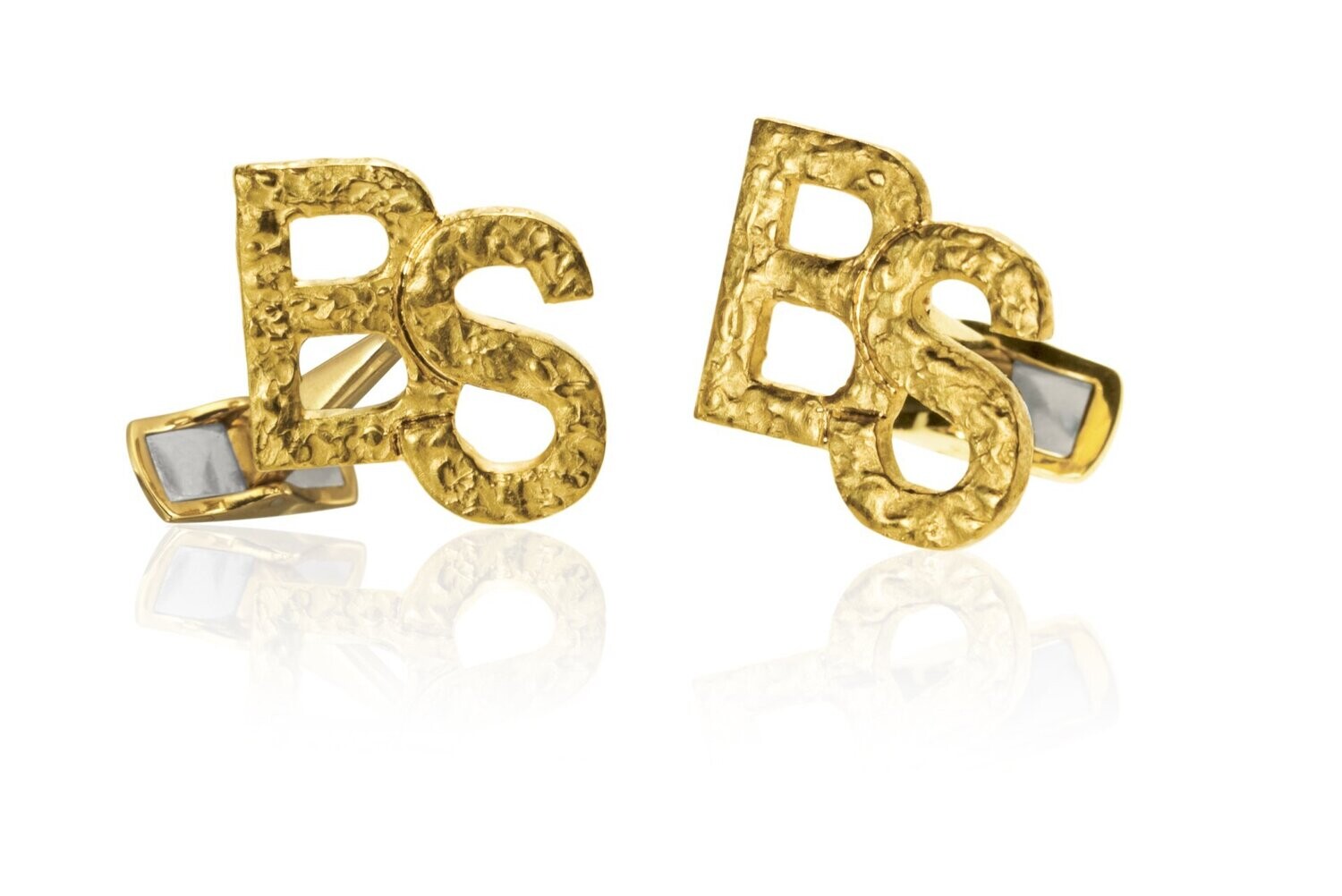 Cufflink Monogram 3
