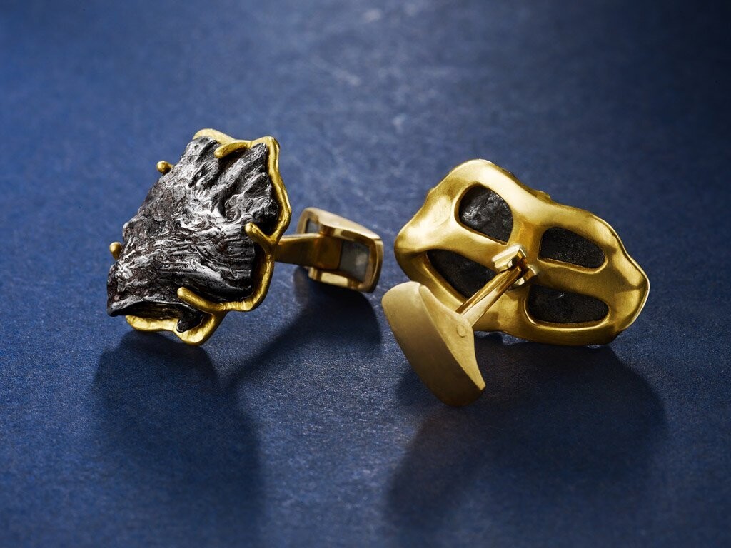 Meteorite and gold