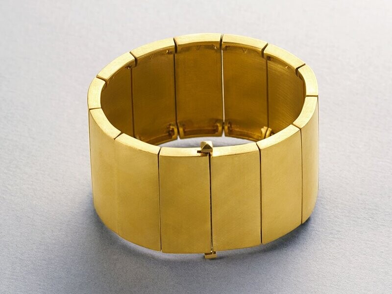 Leslie Hinged Cuff