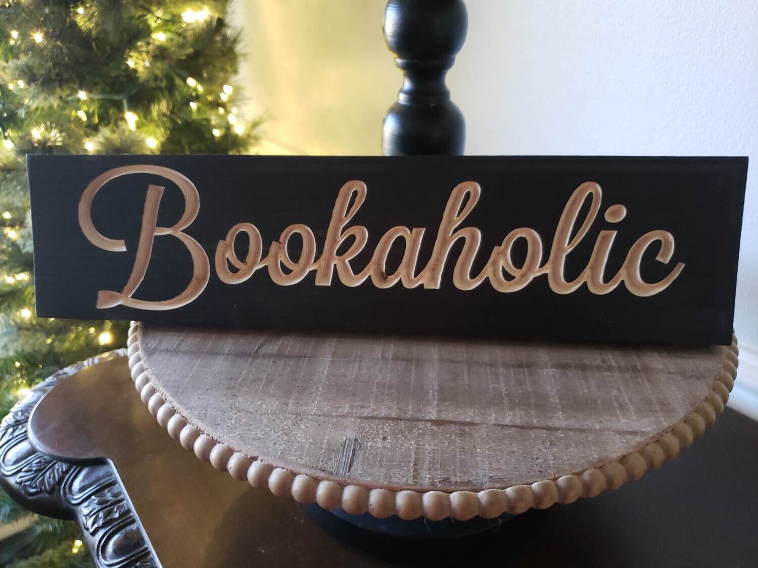 Bookaholic Bookshelf Sign