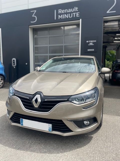 MEGANE IV BERLINE ZEN TCE 130 ENERGY MEGANE IV BERLINE ZEN TCE 130 ENERGY