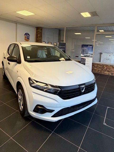 SANDERO ESSENTIEL SCE 65