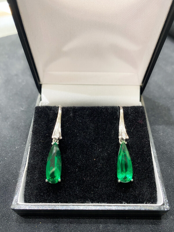 Silver Drop Green Earrings