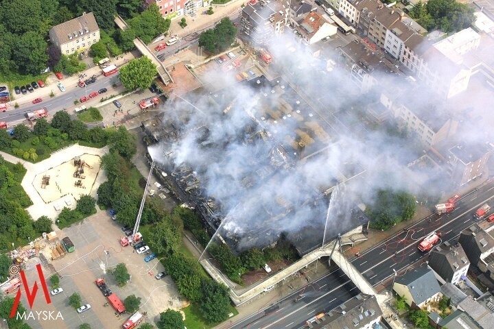 Großbrand Stadtbad Mönchengladbach 23.07.2001 Großbrand Stadtbad Mönchengladbach 23.07.2001