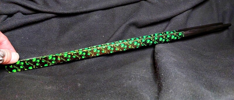 Tweezers