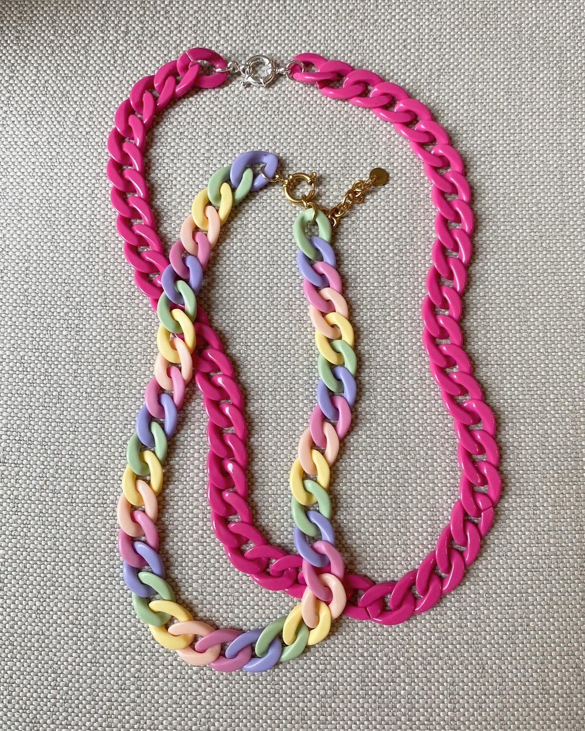 GAUDY necklace