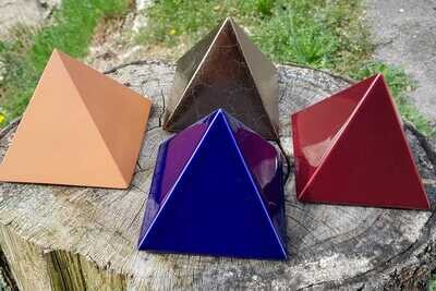 Pyramide Ton