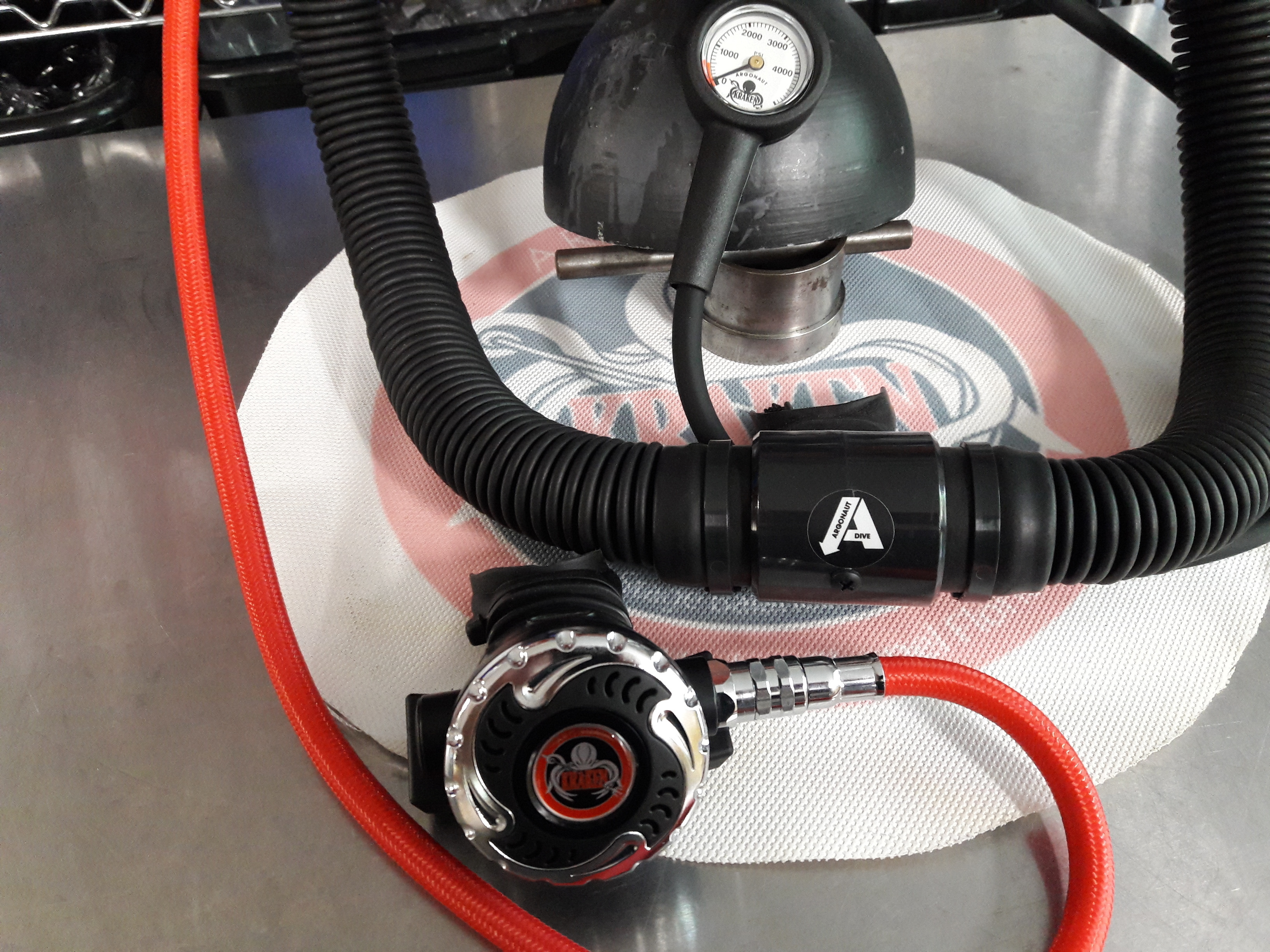 modern double hose scuba regulator